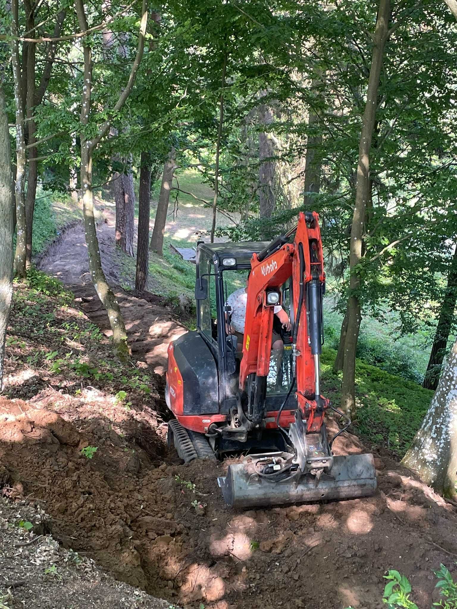 Usługi ogrodnicze, Glebogryzarka SEPARACYJNA, MINIKOPARKA 3 T, trawnik