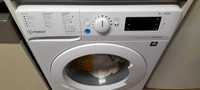 Máquina Lavar Roupa 8 kg Indesit nova