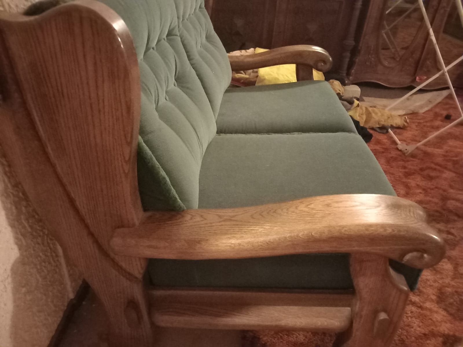 Sofa dębowa z poduszkami