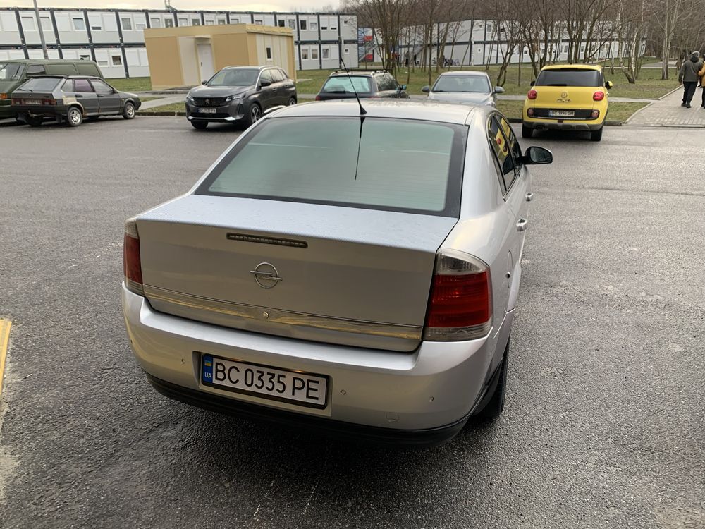 Opel Vectra AT 2.2