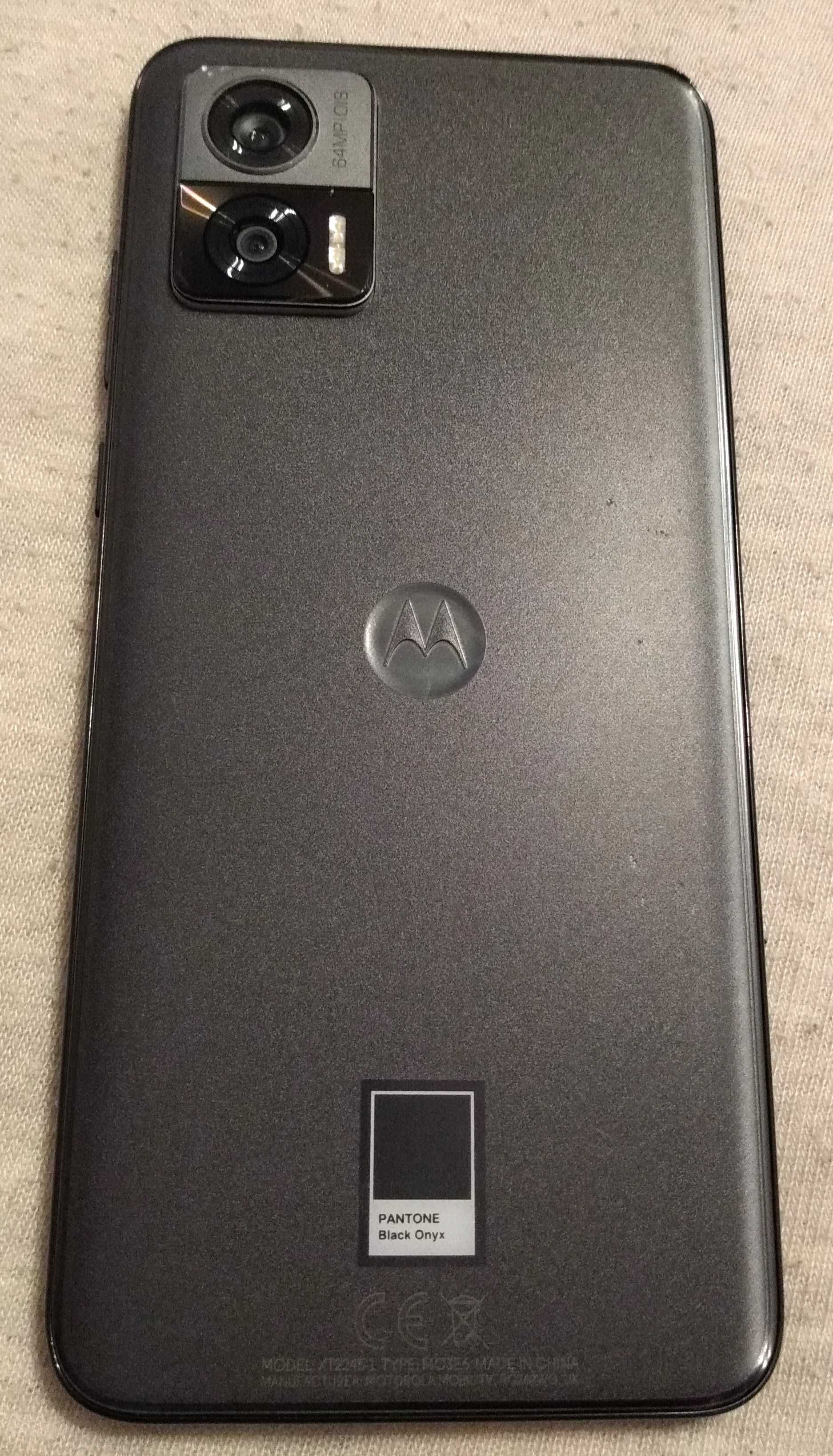Smartfon Motorola Edge 30 Neo z pudełkiem i akcesoriami Komplet