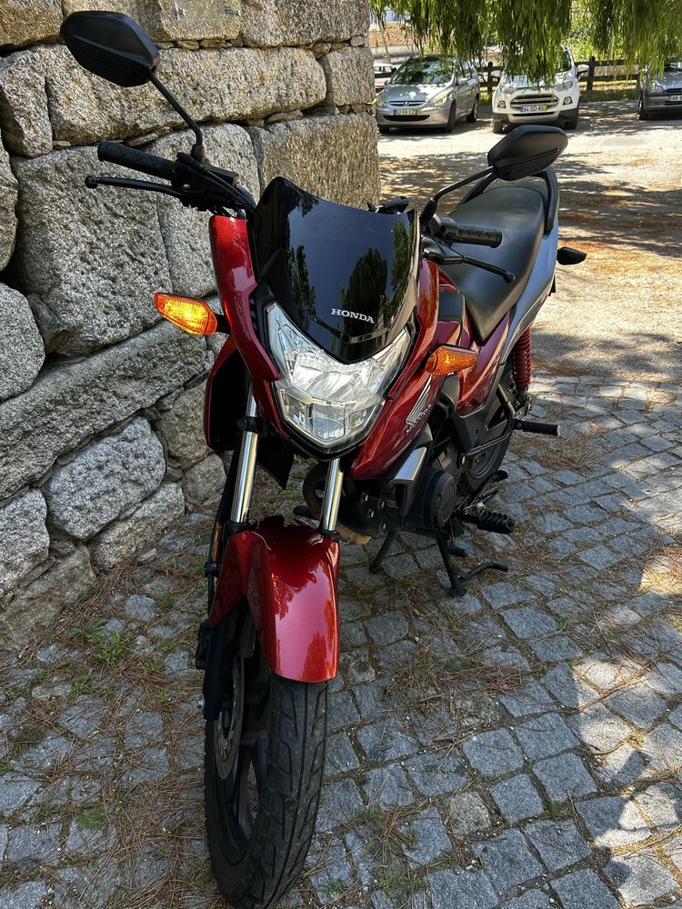 HONDA CB125F 2023