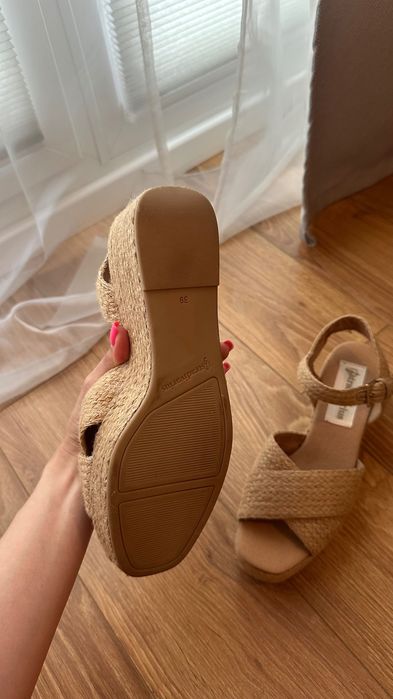 Nowe, przepiękne wiklinowe koturny Stradivarius! Hit! Okazja!