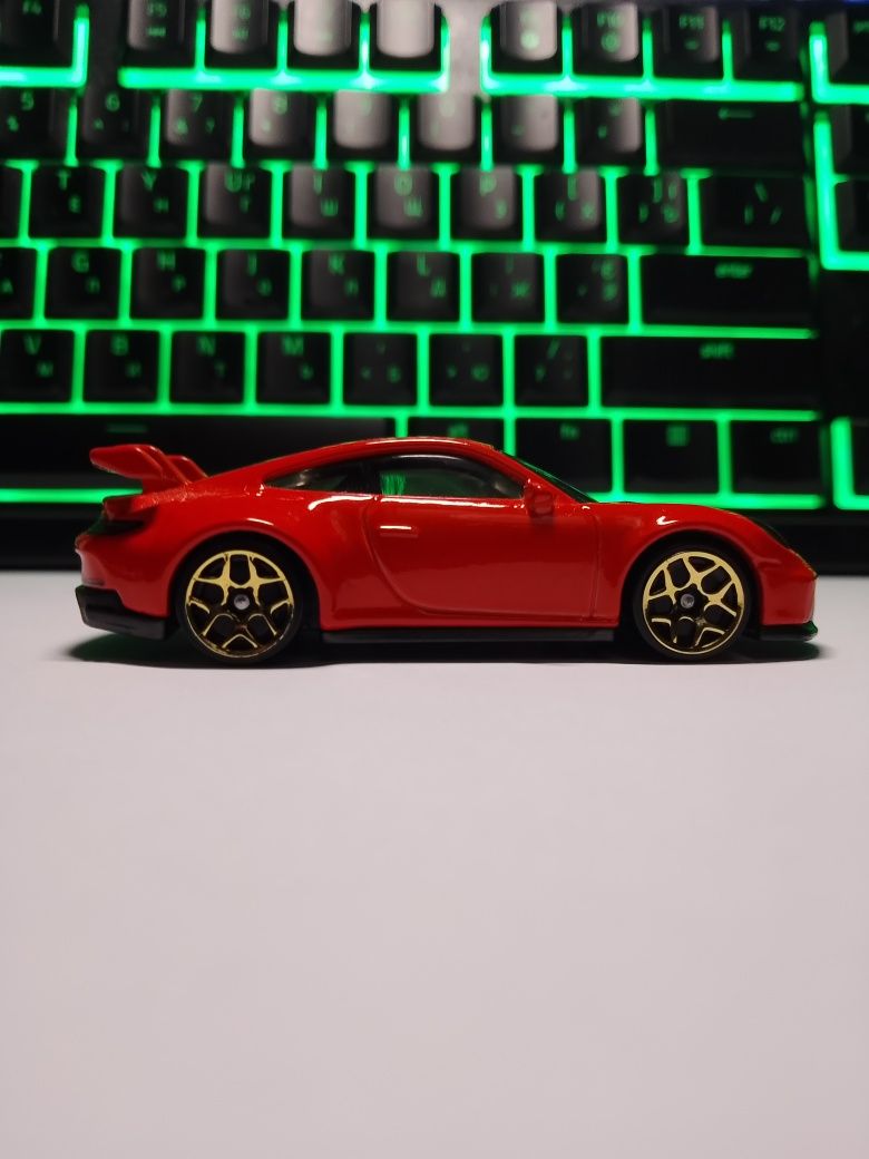 Hot wheels Porsche 911.