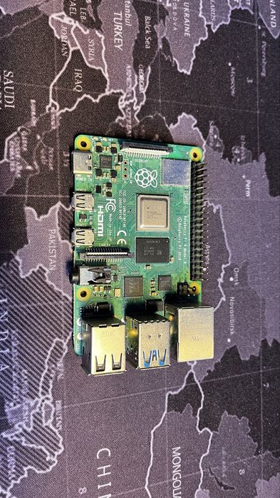 Raspberry Pi 4 model B WiFi DualBand Bluetooth 4GB RAM 1,8GHz