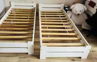 Łóżko drewniane bez materaca