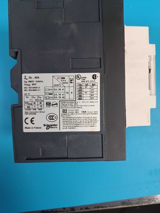 Контактор,Магнітний пускач Автомат захисту двигуна