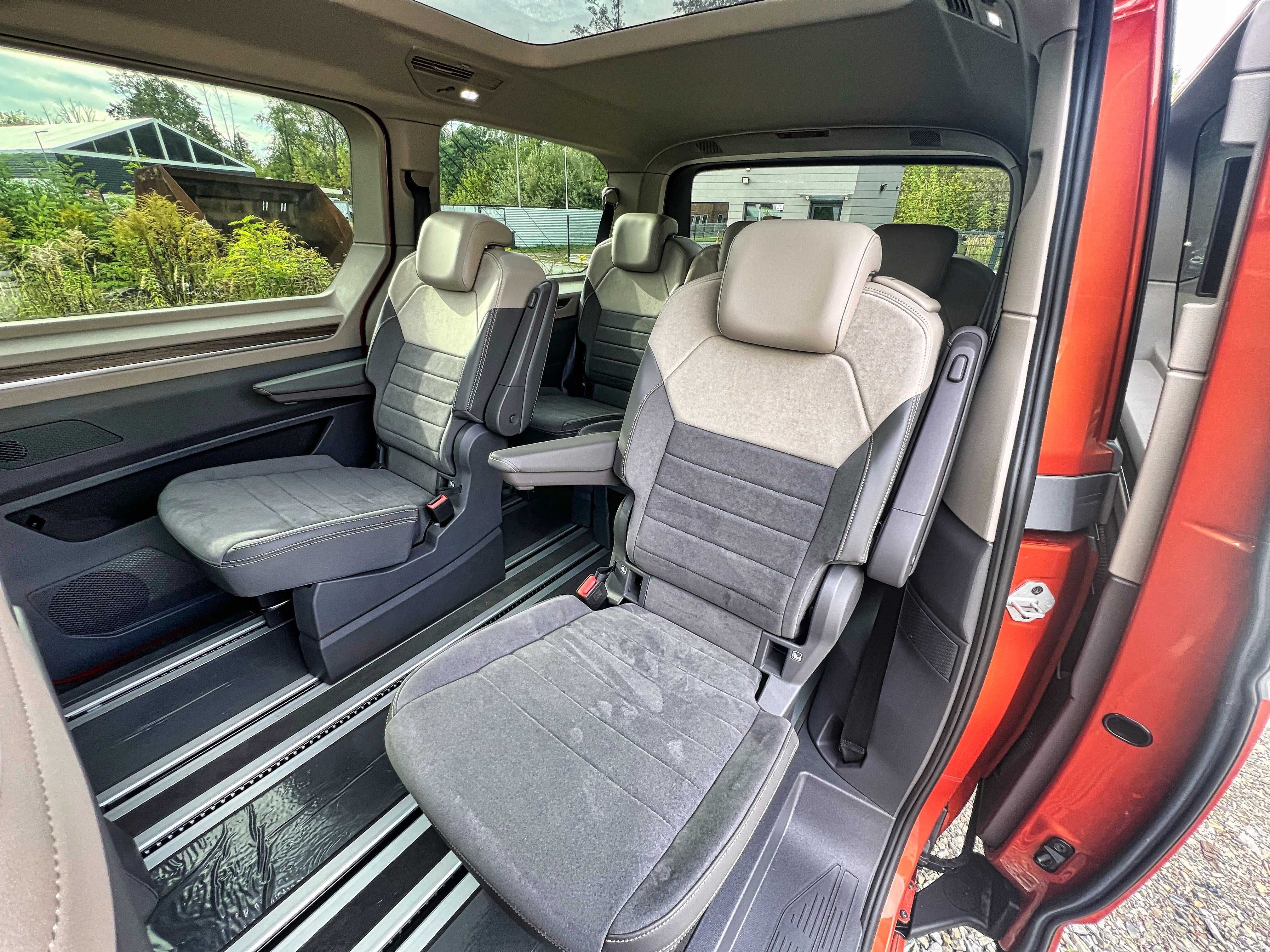 Wynajem busa VW Multivan 2.0TDI DSG 150km HAK 7-osobowy