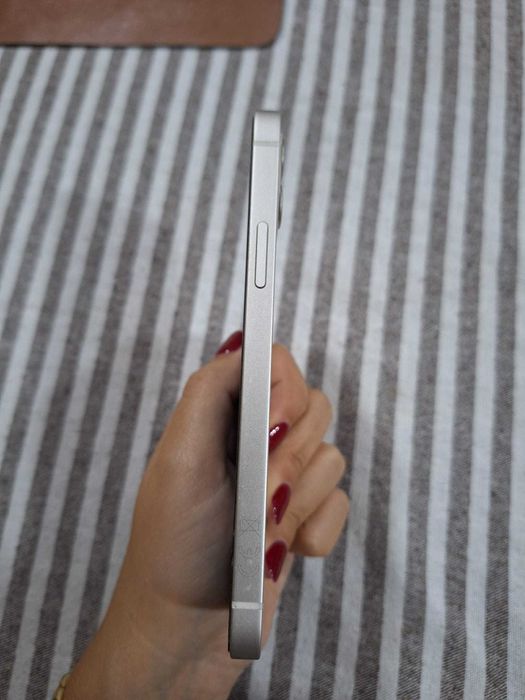 iPhone 12 64GB Usado