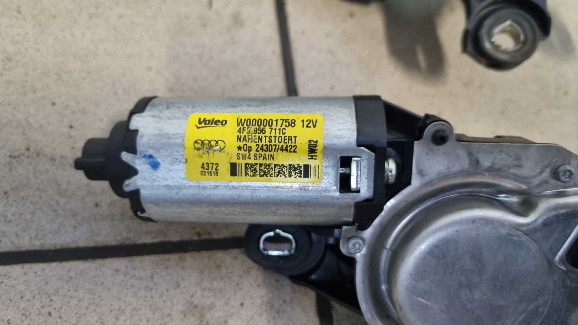 Silniczek wycieraczki tył Audi A4 b8 4f9.956711c
