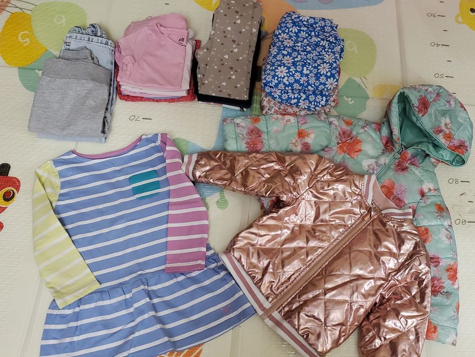 Пакет речей на дівчинку 3-4 р.