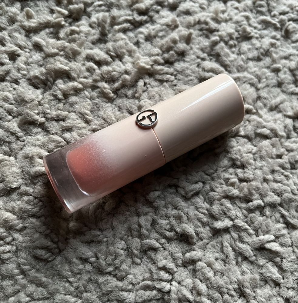 Armani Neo Nude A-blush nr 30 róż do policzków w płynie kremie