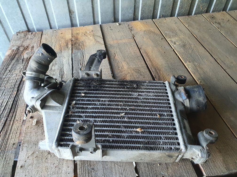 Intercooler chłodnica powietrza Opel Monterey Isuzu Trooper II 3.1 td