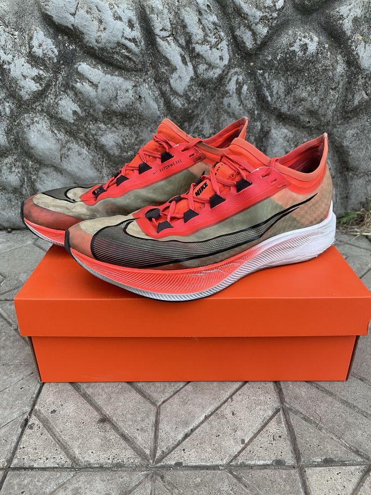 Nike zoom fly 3