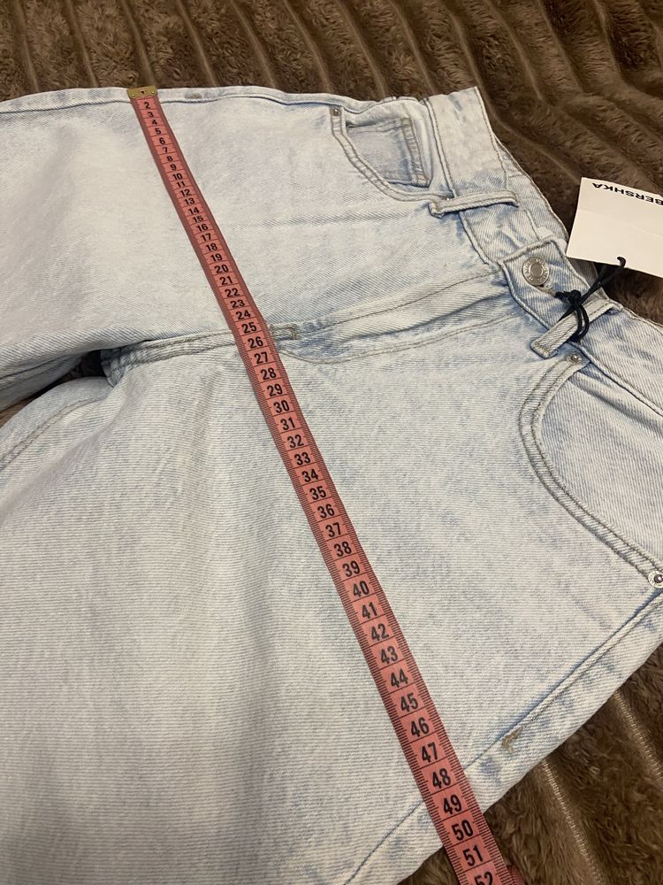Жіночі нові Шорти bershka