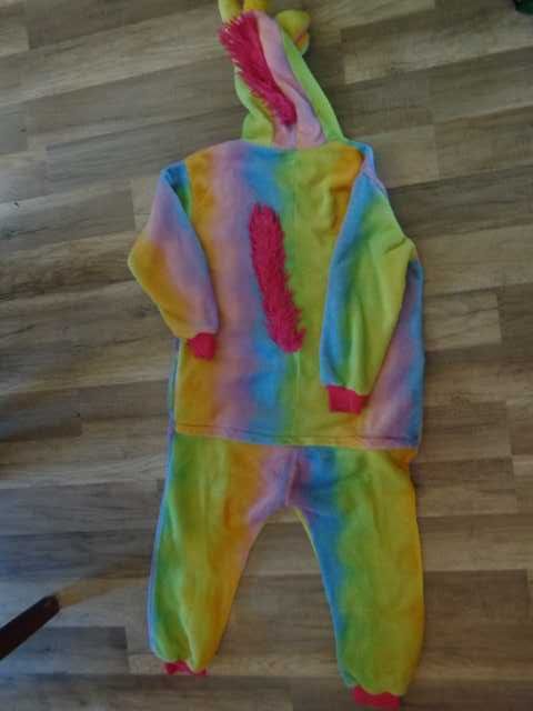 Kigurumi, pidżama jednorożec