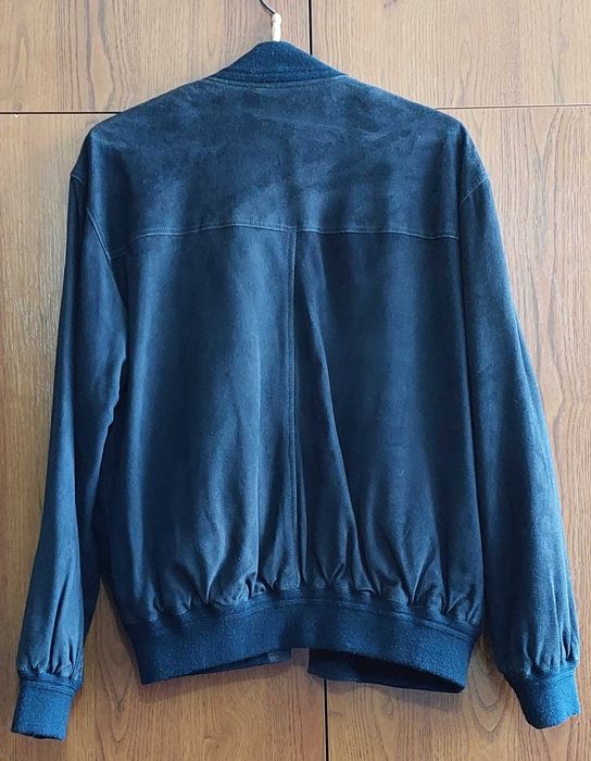 Итальянская мужская куртка из замши, р.48-50. Весна-осень. Новая