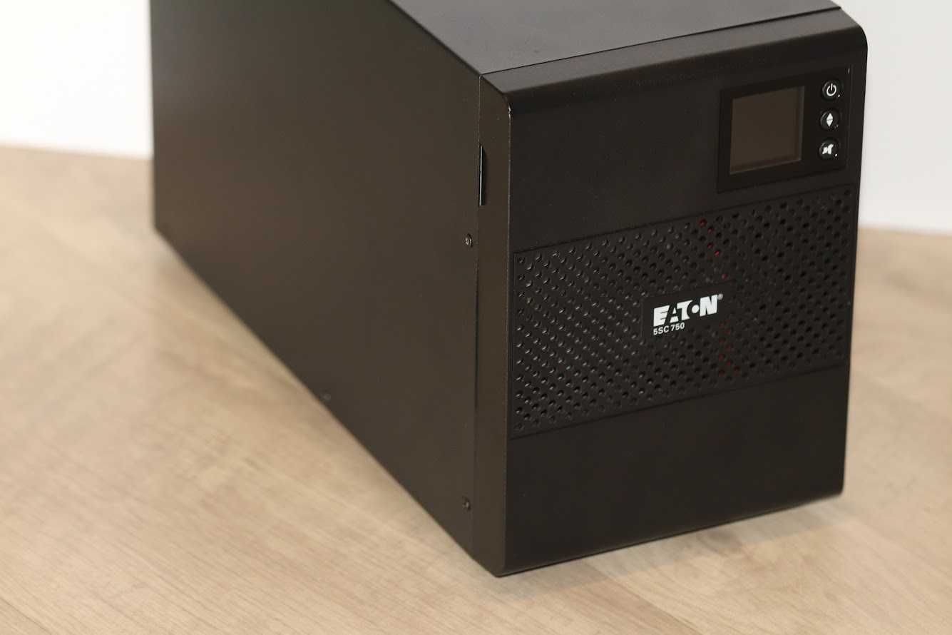 Джерело безперебійного живлення UPS Eaton 5sc 750VA (чиста) синусоїда