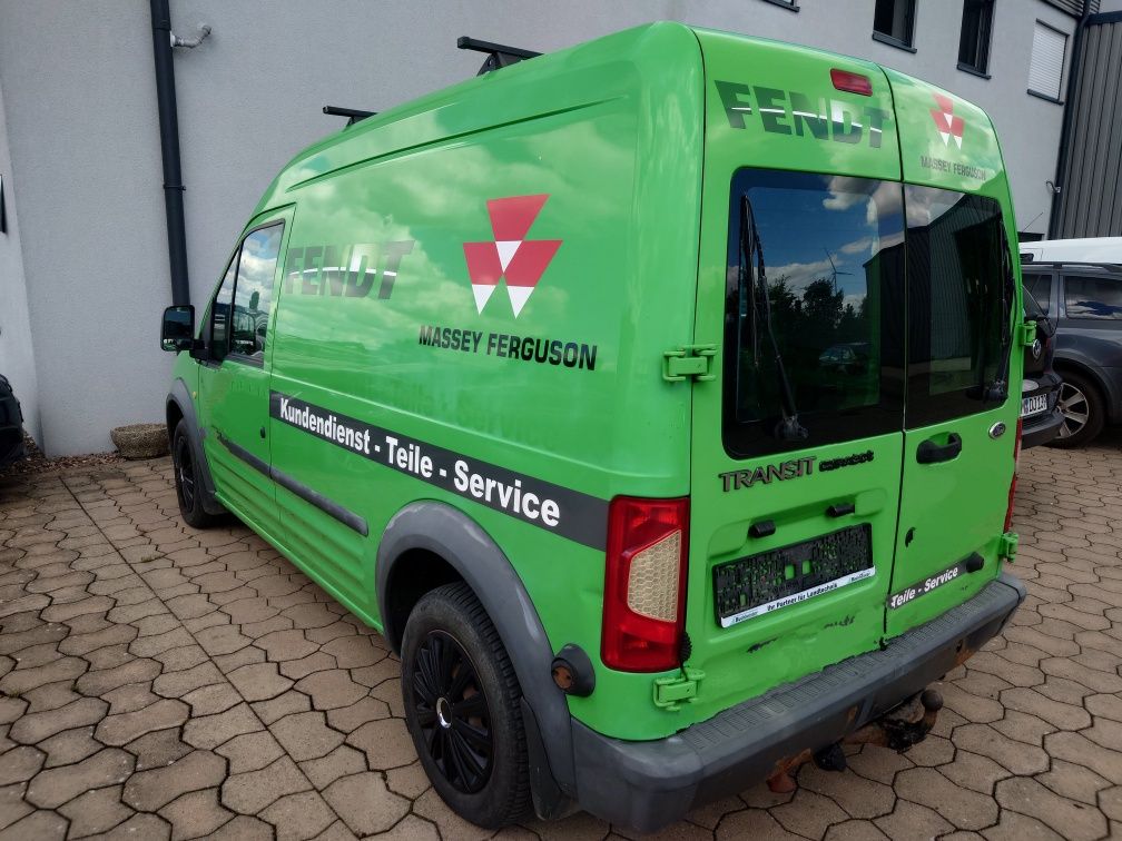 Ford transit connect. Caddy.