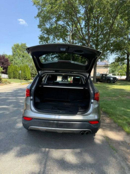 Hyundai Santa Fe Sport      2016
