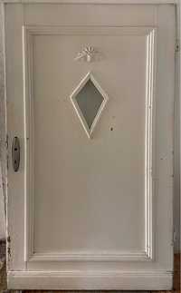 Stare drzwi z lat 30. vintage do renowacji