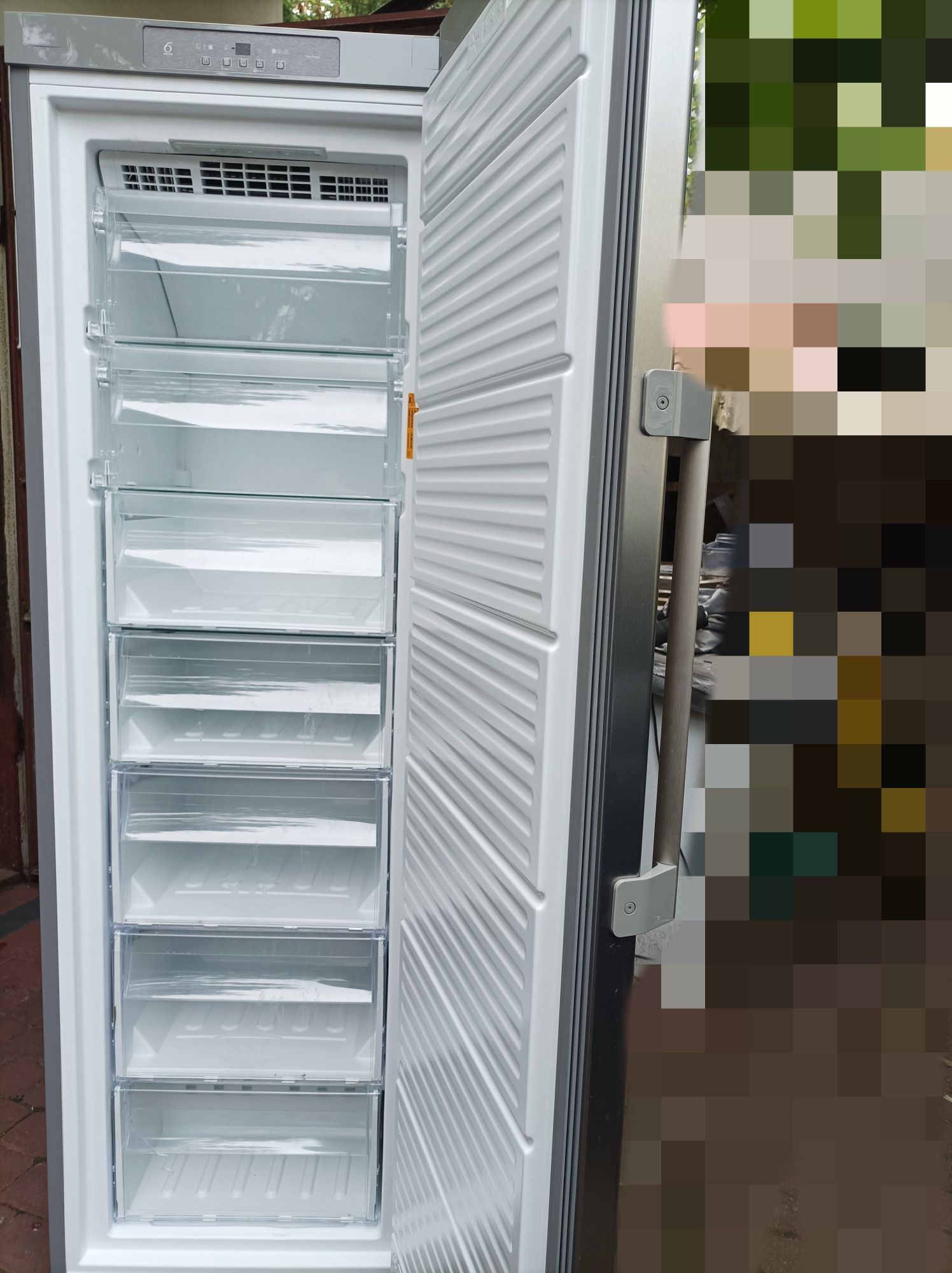 Zamrażarka Whirlpool No Frost pojemność 260L