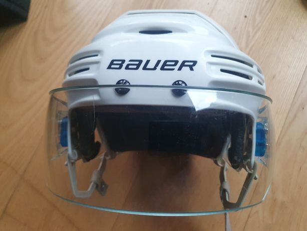 Bauer BHH7500M z pleksa kask hokejowy