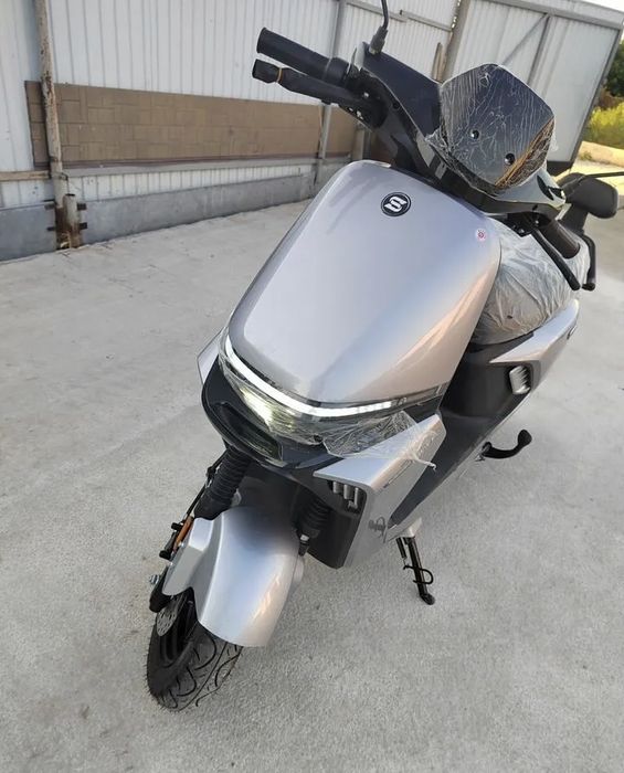 Елетричний скутер Ninebot 2500вт