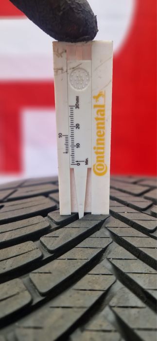 Opony wielosezonowe Kleber 235/40R18 6MM dot18 opony całoroczne używan