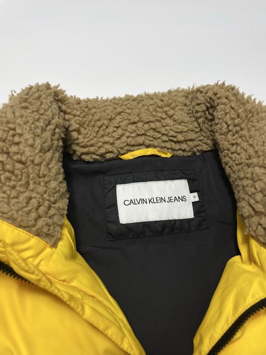 Пухова жилетка Calvin Klein Jeans