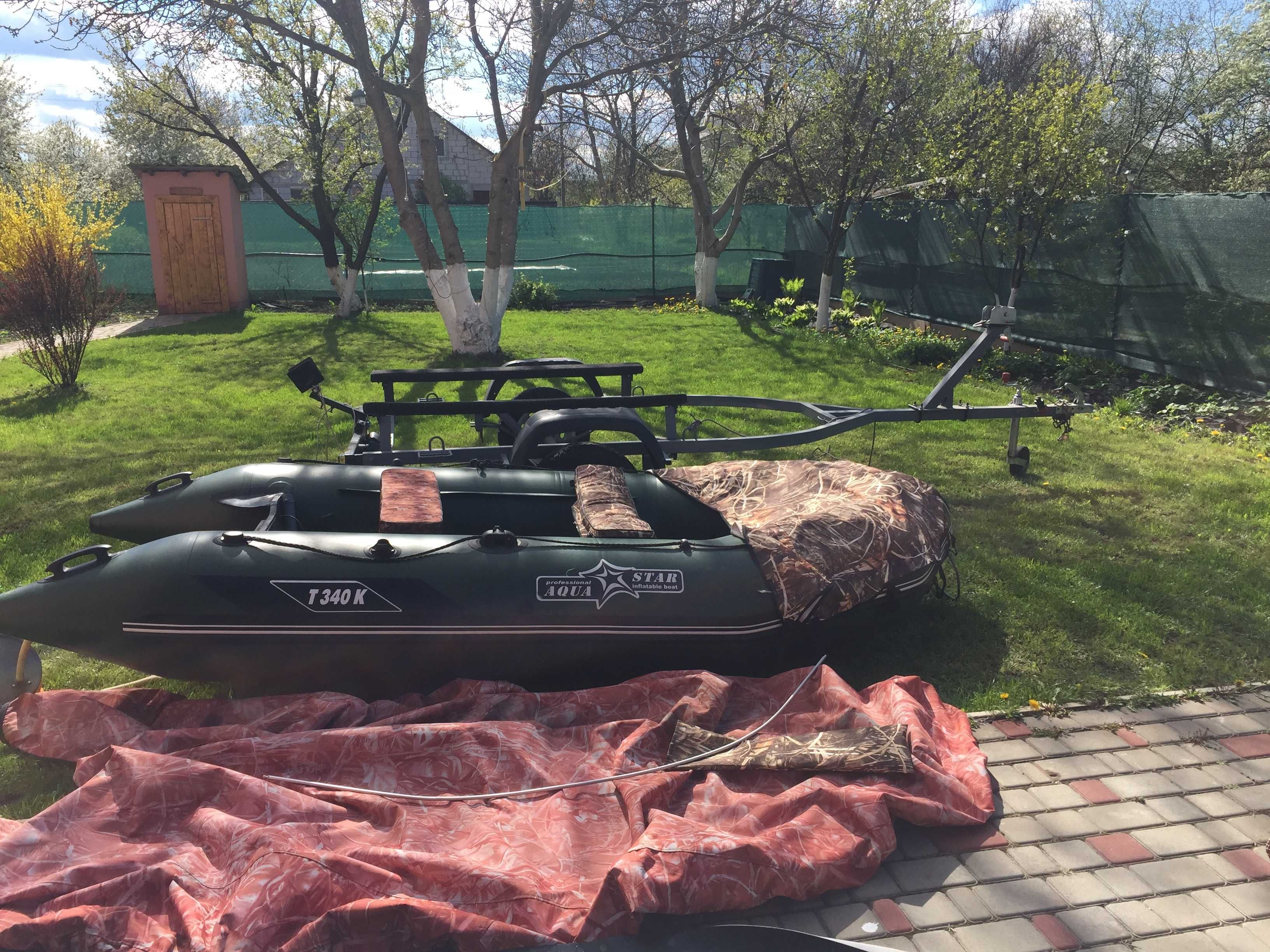 Продам лодку Aquastar з мотором і лафетом. Лодка у чудовому стані