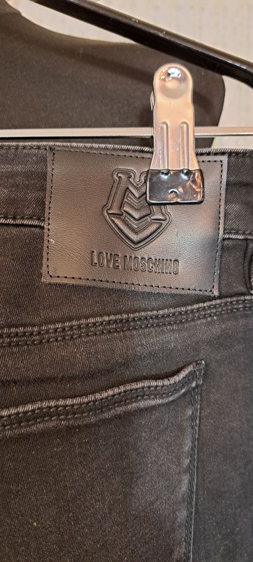 Love Moschino dżinsy skinny rozmiar W32