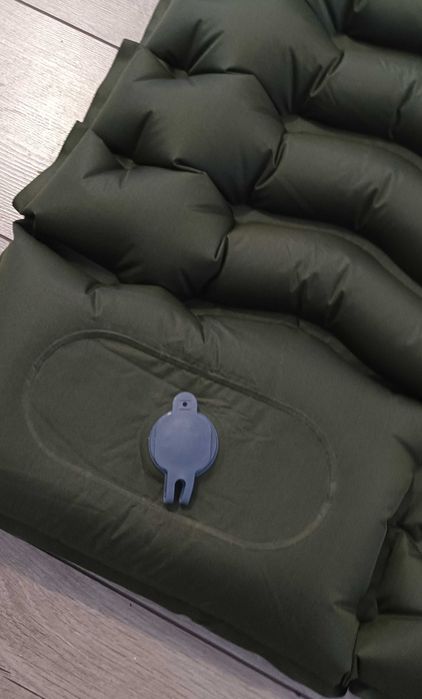 каремат з вбудованим насосом надувний матрац одномісний похідний