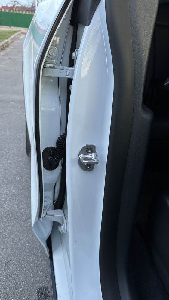 Tesla Model Y Long Range Dual Motor