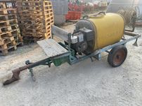 Pulverizador rebocavel 300 lts com motor briggs