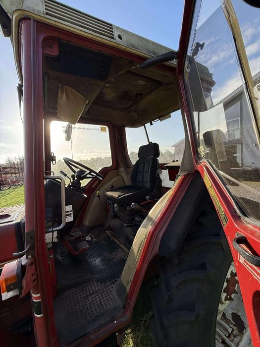 Ciągnik Rolniczy International 585xl Sprowadzony