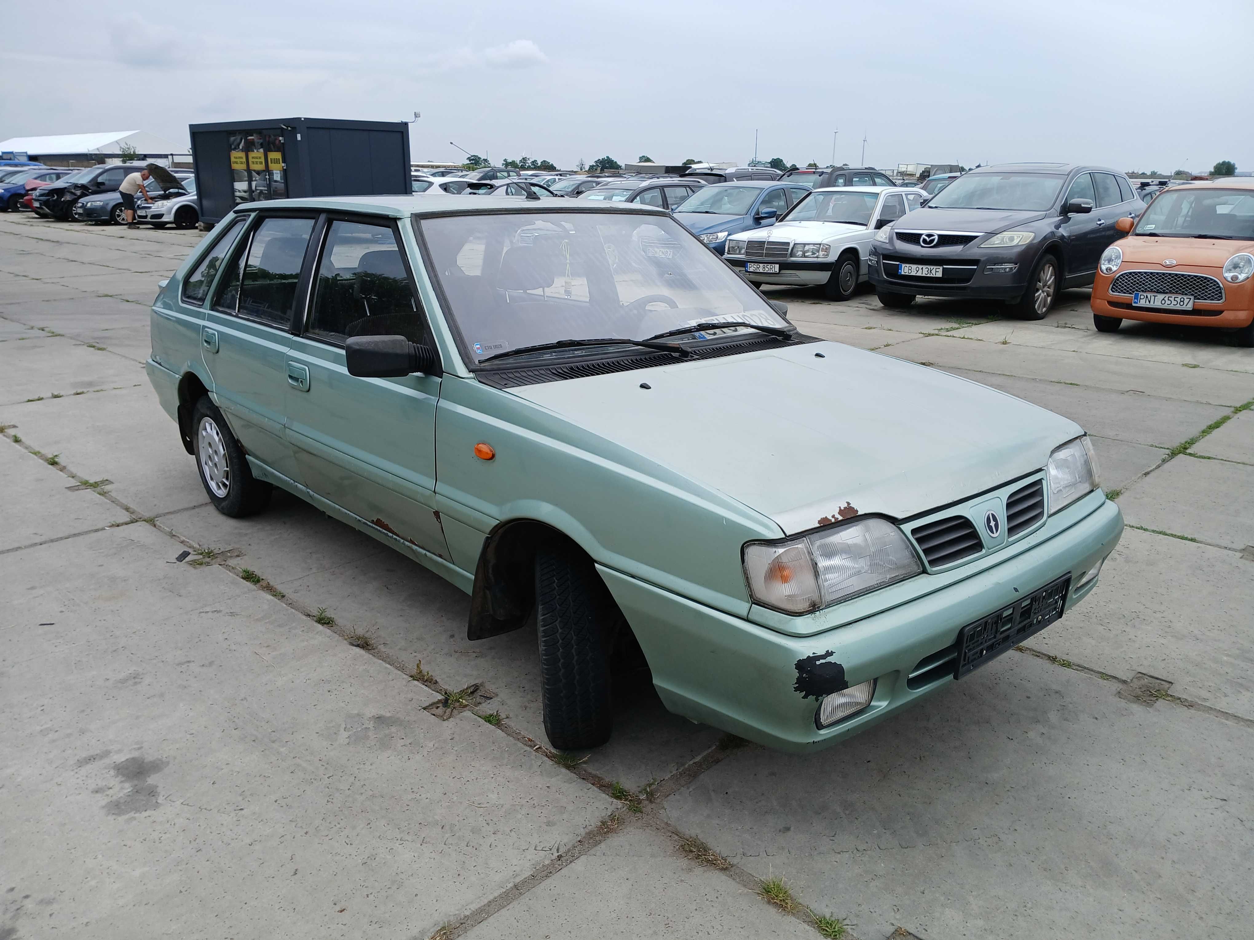 Polonez Caro 1.6 kat