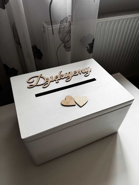 Pudełko na koperty, koszyczek ratunkowy, kieliszki, wieszaki - wesele