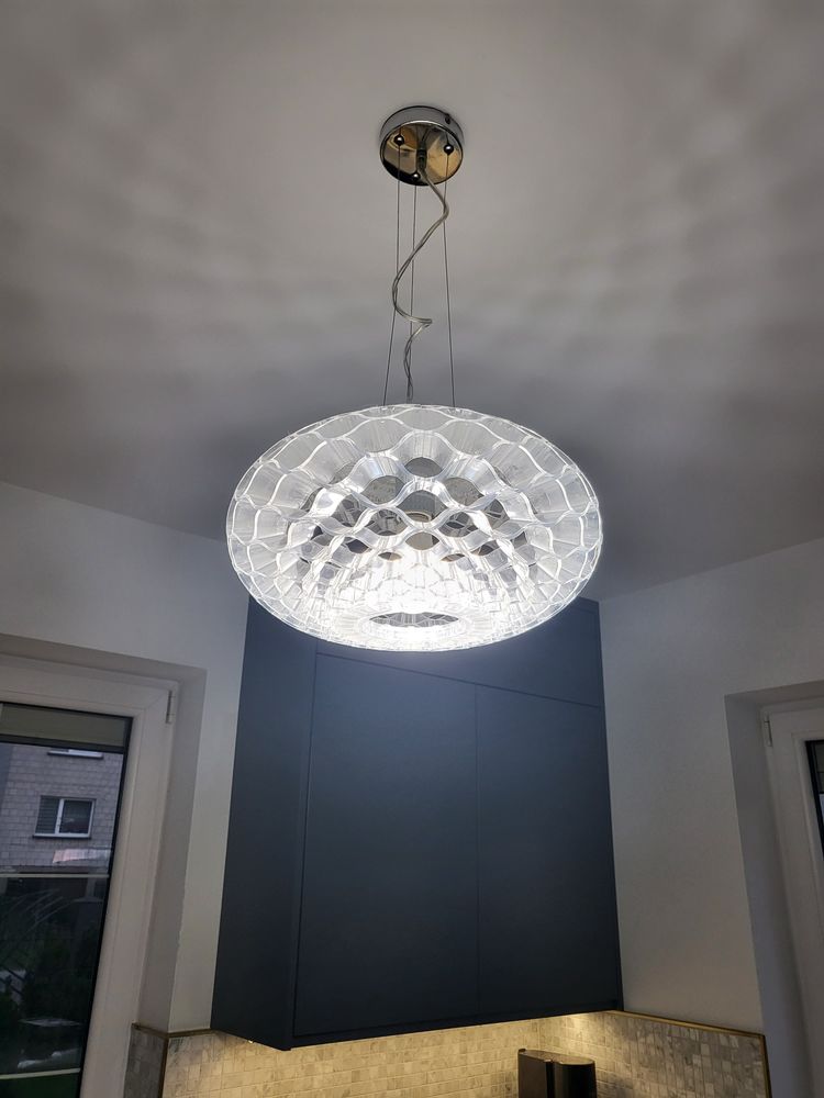 Lampa, żyrandol.