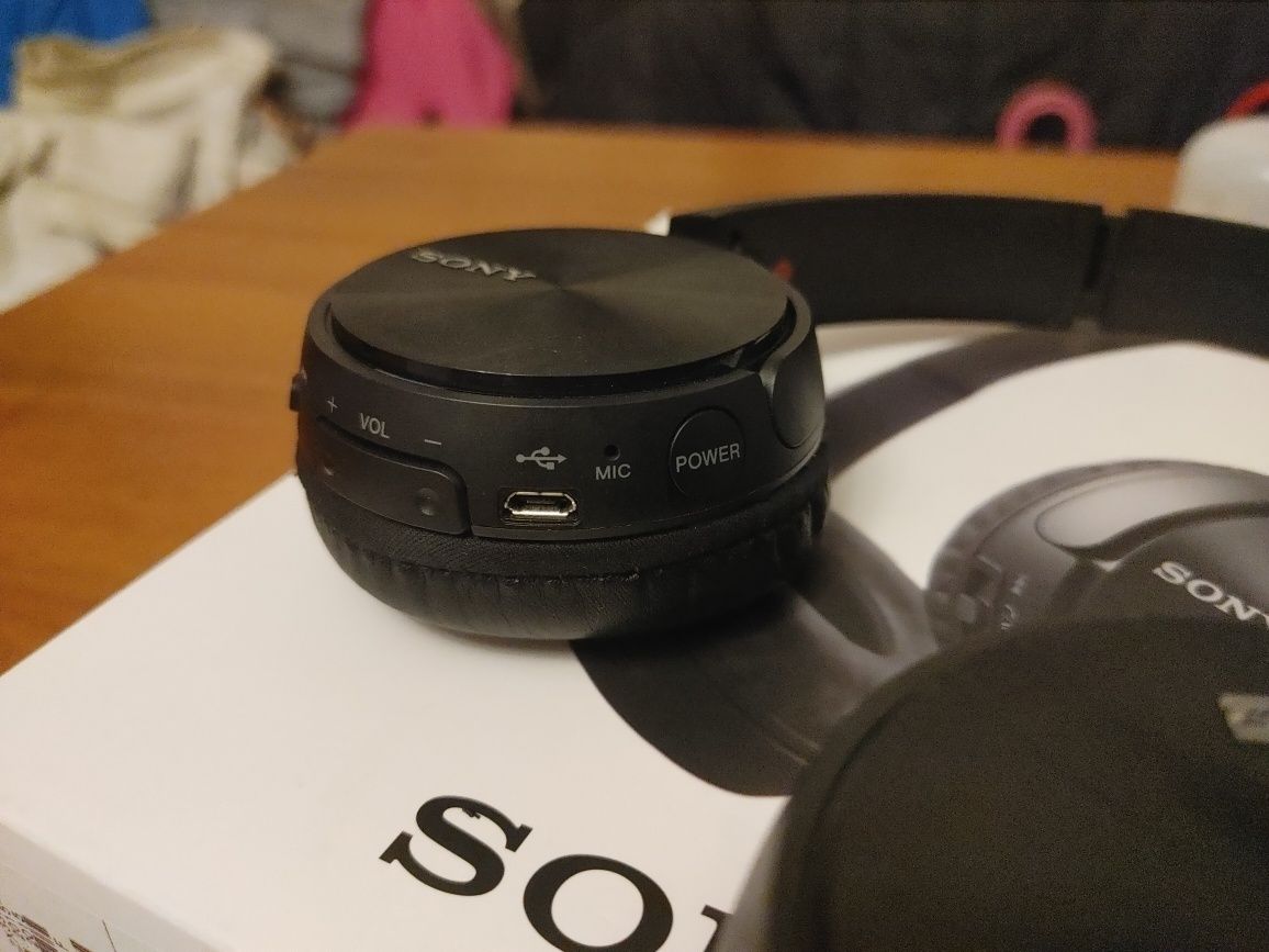 Беспроводные блютуз наушники sony mdr-zx330bt