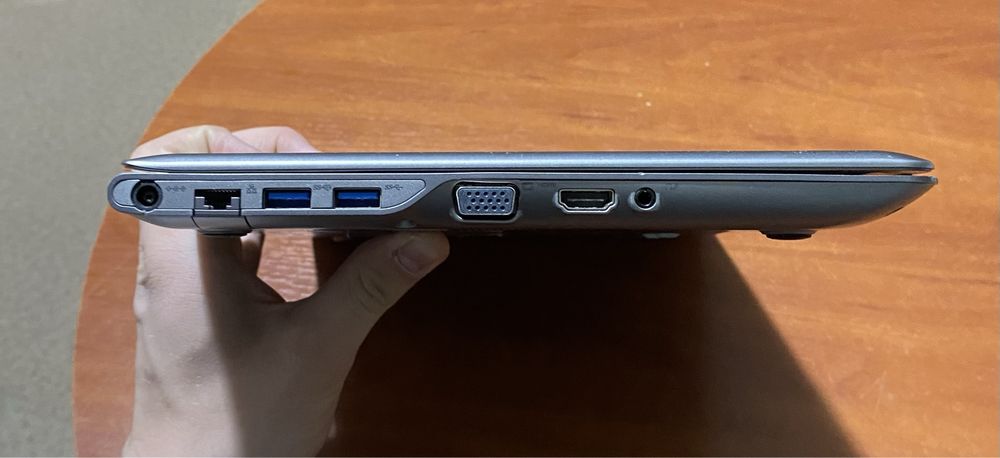Ноутбук Samsung NP535U4C 14" 6GB RAM/1TB HDD! N2550