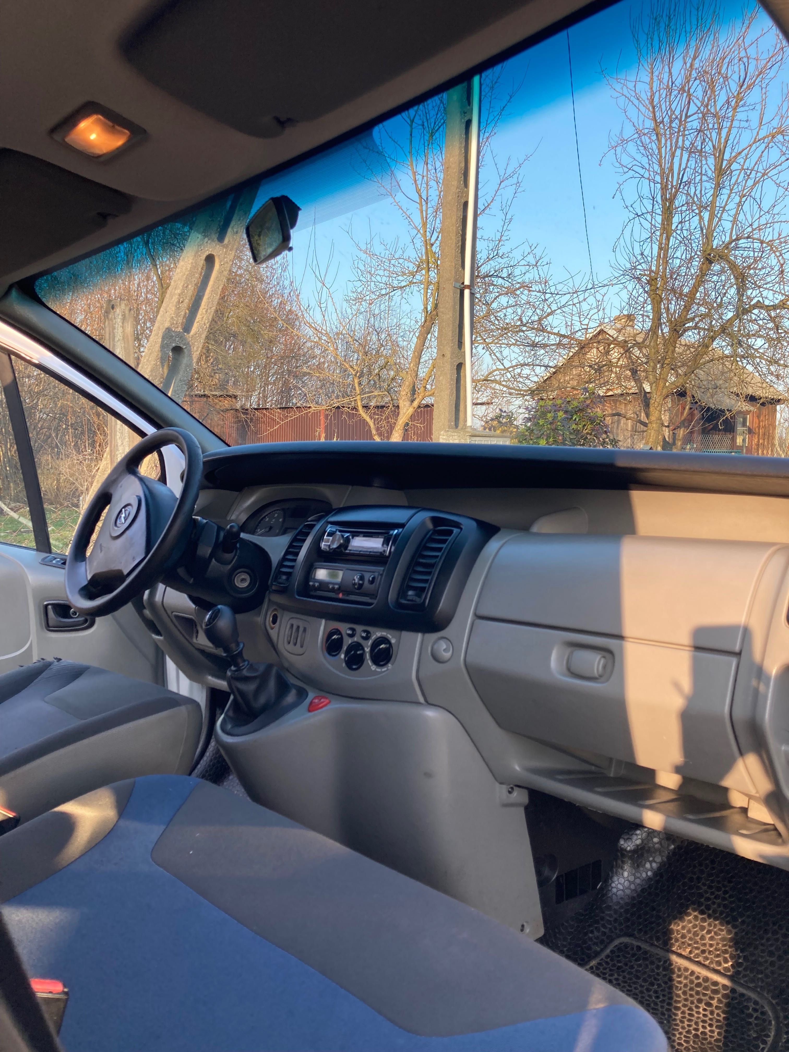 Opel Vivaro 2,5 Cdti