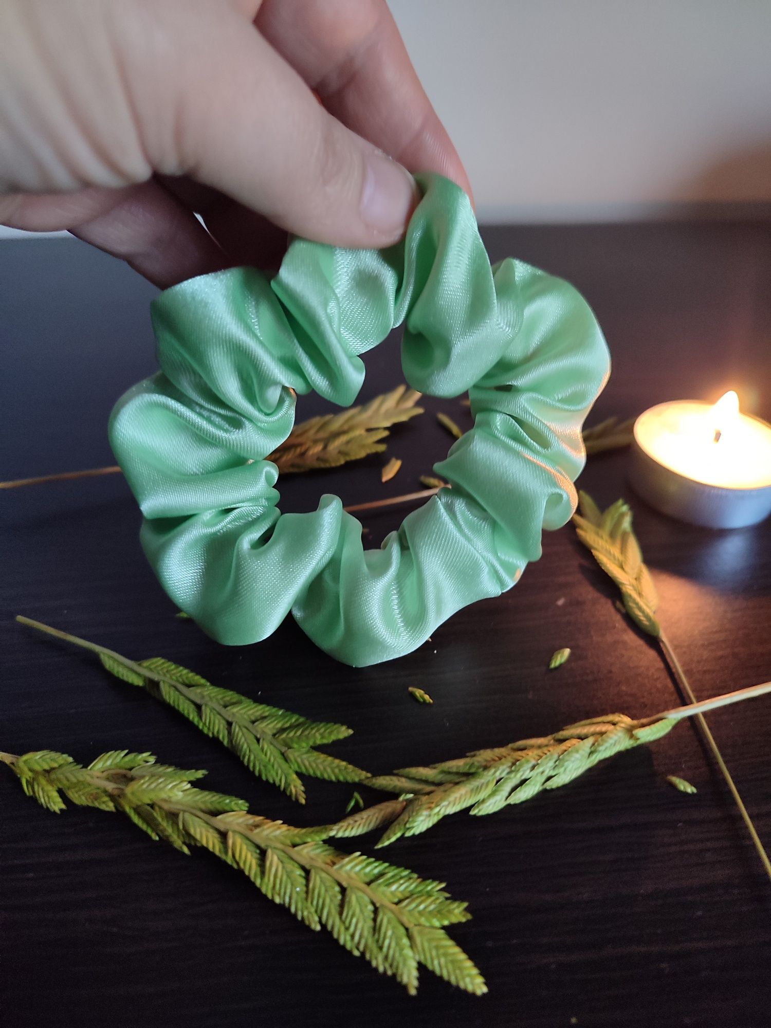 Scrunchie do włosów rozm mini kolor pistacjowy