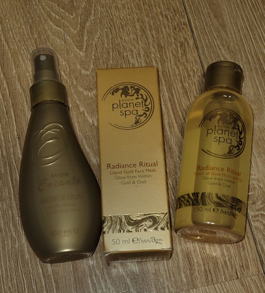 Olejek maseczka Radiance Ritual mgiełka Encanto Avon