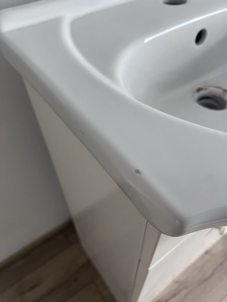 Umywalka z szafką