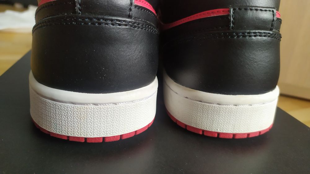 Nike Jordan 1 MID 43