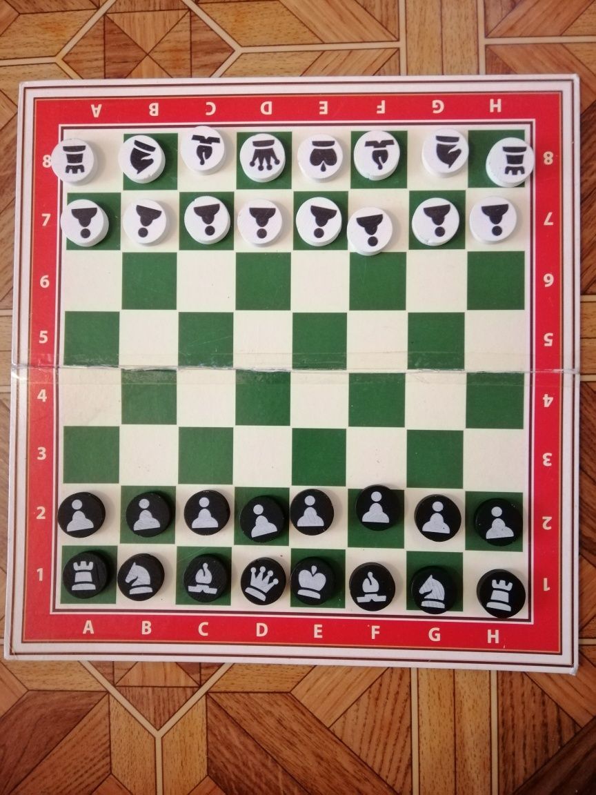 Продам игру шашки шахматы игровое поле