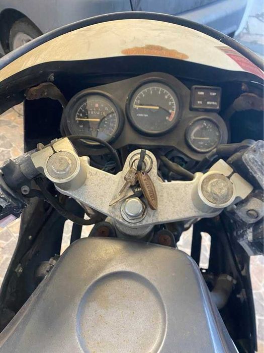 Yamaha fzr 400 S/DOC