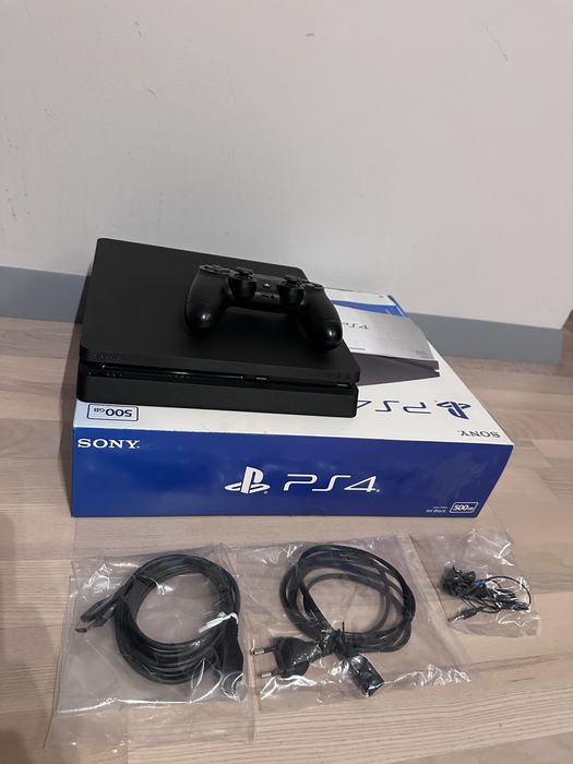 Konsola Sony Playstation 4 Slim