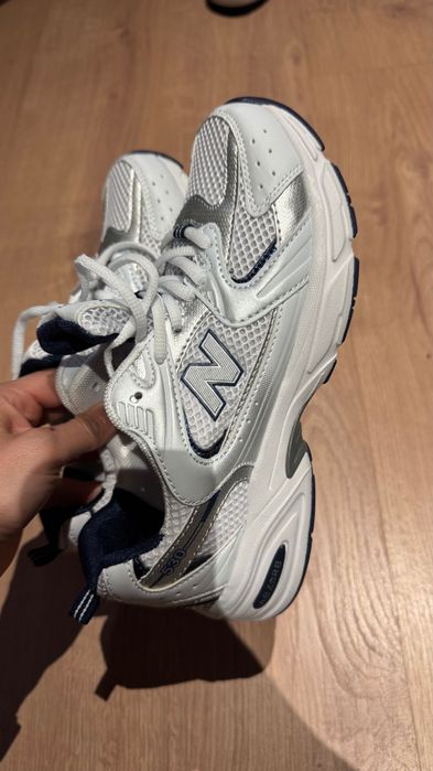 New balance branco 530